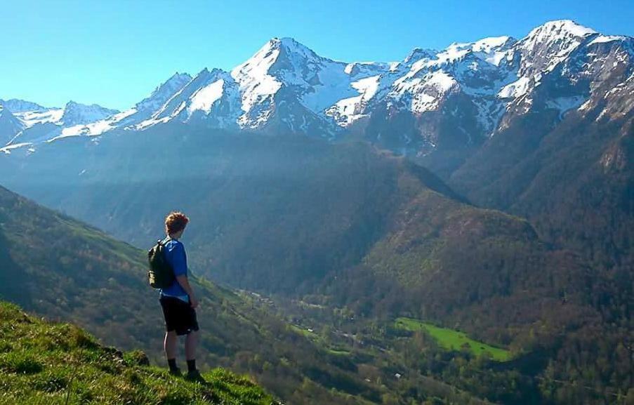 Green Bike Pyrenees Louvie Juzon ภายนอก รูปภาพ